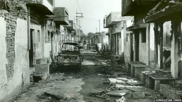 سنہ 1984 میں اس بستی میں سکھوں کے خلاف تاریخ کے سب سے برے فسادات شروع ہو گئے تھے