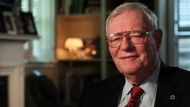 جان استمپل، دیپلمات ارشد سفارت می گوید بهشتی را در یکی از جلسات سرنوشت ساز ویلیام سالیوان و مهدی بازرگان دید