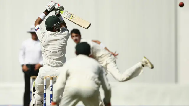 مصباح الحق کا آغاز مثبت تھا لیکن انھیں نئی گیند کی قیمت چکانی پڑی