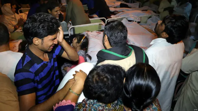 धमाके के बाद लाहौर के सभी अस्पतालों में आपातकाल की घोषणा कर दी गई. 