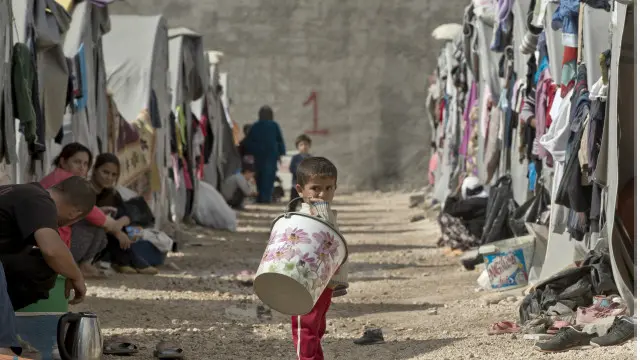 خطوط إمداد تنظيم الدولة الإسلامية لا تزال مفتوحة والتعزيزات تصله من دير الزور وتل ابيض والرقة وغيرها من المناطق