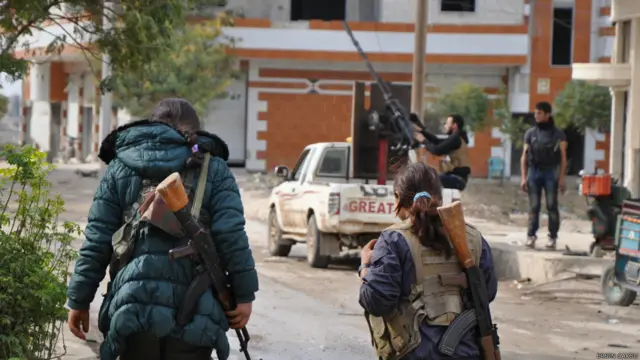 Çatışmalar daha çok kentin doğusu ve güneyinde yaşanıyor.