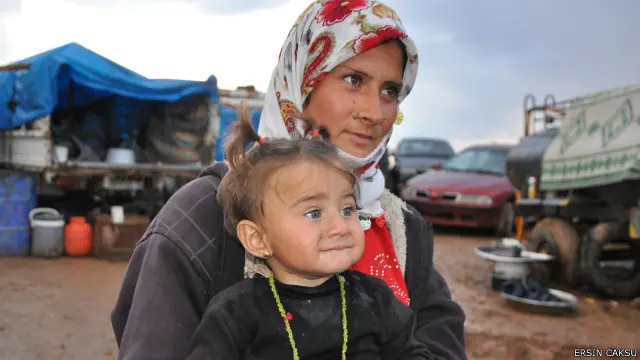 أصبح معظم أهل كوباني نازحين بعيدا عن منازلهم.