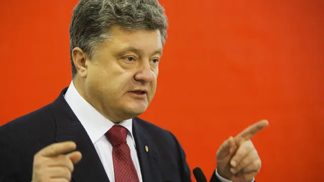 هغه قانون به هم لغوه شي چې د مينسک د سولې د موافقې له مخې د ياغيانو تر ولکې لاندې سيمو ته په کې د ځانگړو ځاني حکومتونو جوړول خوندې شوي