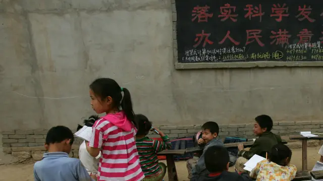 Sekolah-sekolah di Cina kini mulai meningkatkan keamanan menyusul insiden yang berulang.