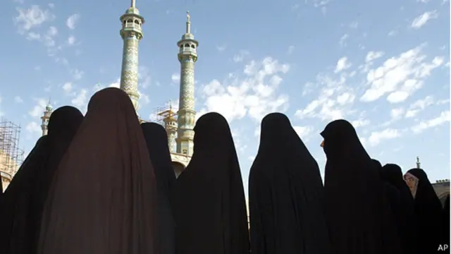 تابعیت ایرانی از مادر به فرزند منتقل نمیشود ولو اینکه فرزند زاده و ساکن ایران باشد