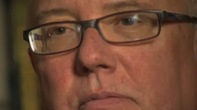 بروس رایدل، ‌از مقام‌های بازنشسته سیا می‌گوید رابرت ایمز در تابستان ۵۸ در جریان سفرش به تهران ملاقاتی با محمد بهشتی هم داشته است