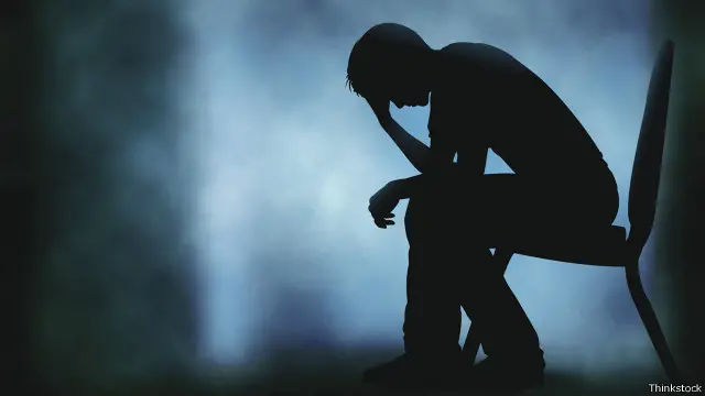 سنہ 2014 میں درمیانی عمر کے 14000 لوگوں نے اپنی جان لی