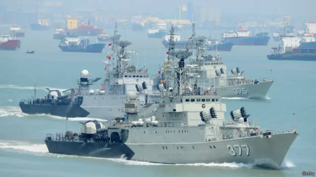 Pekan lalu, TNI-AL menangkap delapan ABK Cina yang disebut melanggar Zona Ekonomi Eklusif Cina untuk menangkap ikan secara ilegal.