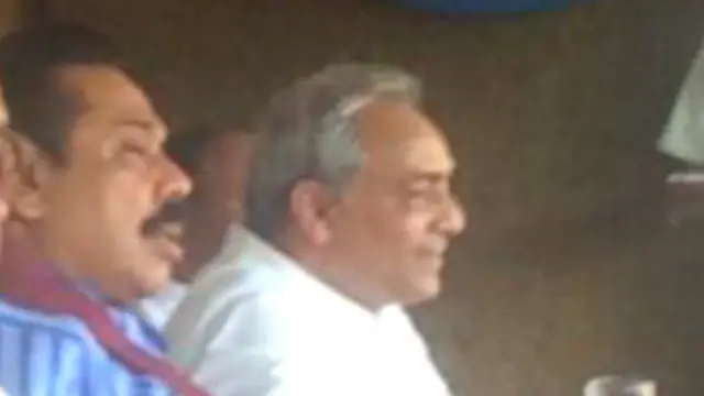 ජනාධිපති මහින්ද රාජපක්ෂ සහ අගවිනිසුරු මොහාන් පීරිස් 