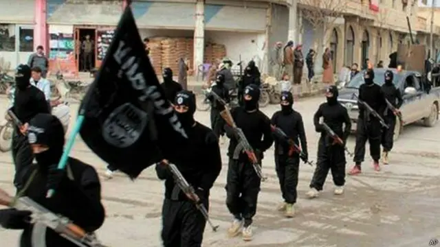 يسيطر داعش على الموصل واغلب الانبار