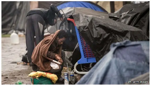 近几个月，加来的非法难民人数剧增至2500人