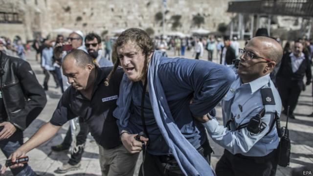 Ультраправые иудеи арестованы у входа на Храмовую гору
