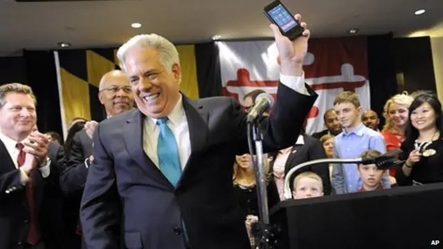 لری هوگان جمهوریخواه در ایالت همیشه دموکرات مریلند فرماندار شد