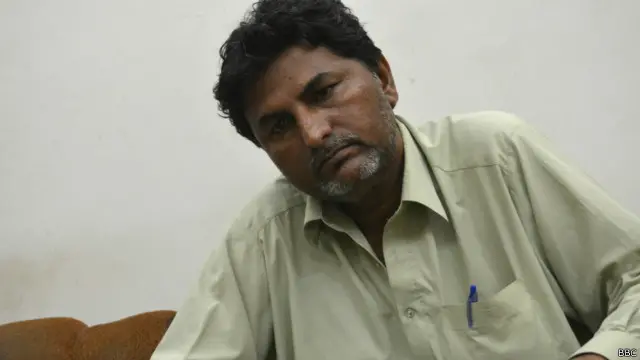 کندن لال گذشتہ 40 برسوں سے ڈھرکی کی مصطفیٰ آباد کالونی میں رہتے ہیں اور ایک دکان پر مزدور ہیں