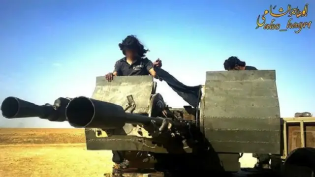 بعض الجماعات الجهادية تستخدم الأطفال كانتحاريين وقناصة