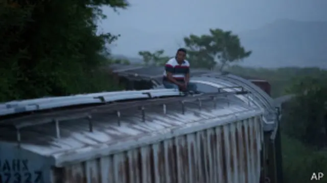 မက္ကဆီကိုက ကုန်ရထား တစ်စီး