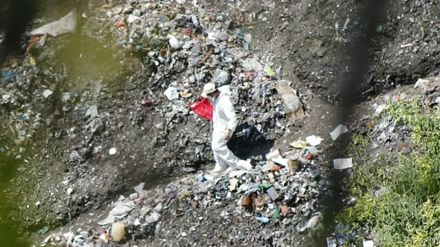 El basurero de Cocula se ha convertido en uno de los lugares clave de la investigación. Getty Images.