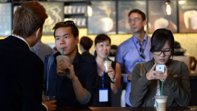 Starbucks được nhiều người trong giới trẻ Việt Nam ưa chuộng
