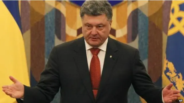 فرمان میں پارلیمان سے کہا گيا ہے کہ وہ اس قانون کو منسوخ کردیں جو دونیتسک اور لوہانسک علاقوں کو ’خود مختار حکومت‘ کی اجازت دیتا ہے