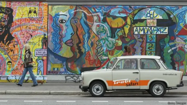 Легендарний східно-німецький Trabant разом зі Стіною тепер стали символом остальгії