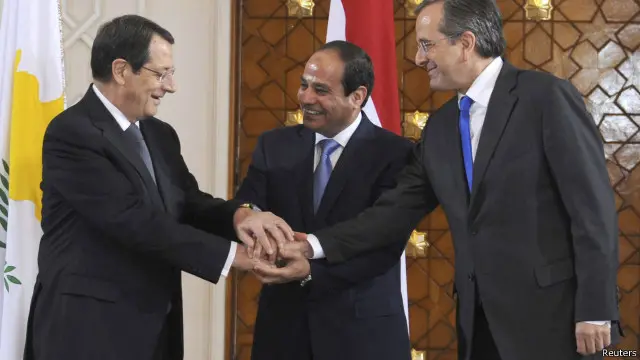 القاهرة استضافت قمة بين الرئيس المصري ورئيس الوزراء اليوناني والرئيس القبرصي. 