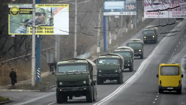Военная колонна в Макеевке