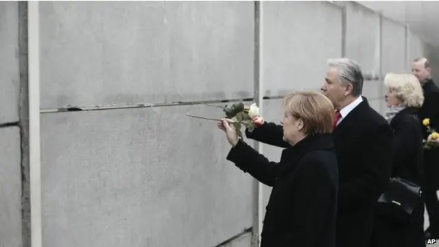 تر سړې جګړې او د برلېن د دېوال تر نړېدو کابو ۲۵ کاله تېر شوي دي