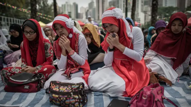 警方此前在英國籍嫌犯魯裏克•朱廷租住的寓所發現了這兩名女子的遺體。
