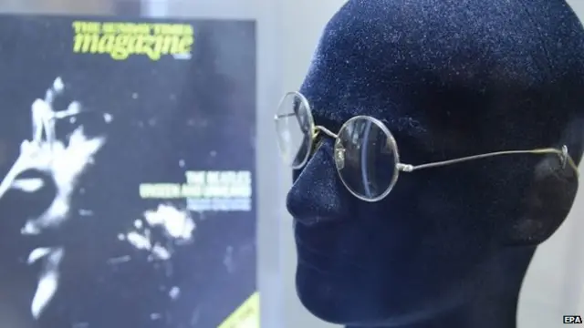 kaca mata John Lennon