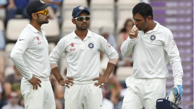 विराट कोहली और महेंद्र सिंह धोनी