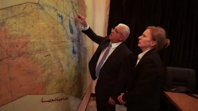 الحكومة العراقية تقول إنها تبذل قصارى جهودها لمساعدة العشائر السنية في قتال تنظيم الدولة الإسلامية