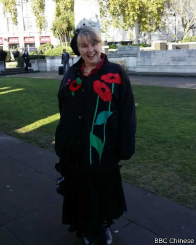 珍妮佛. 德拉黑 （Jennifer De La Haye）