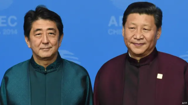 日本首相安倍与中国国家主席习近平(10/11/2014)