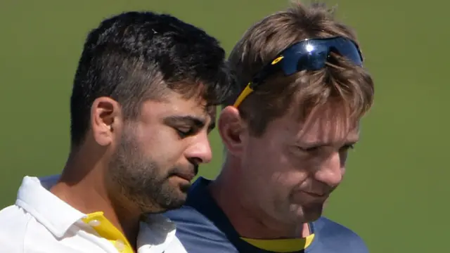 احمد شہزاد کی کھوپڑی میں معمولی نوعیت کا فریکچر ہوا ہے