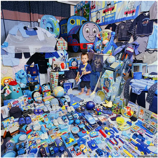 Fotógrafa retrata criançasbanca apostas esportivasseus quartos para debater o efeito do marketing sobre a preferência por coresbanca apostas esportivasmeninos e meninas (JeongMee Yoon)