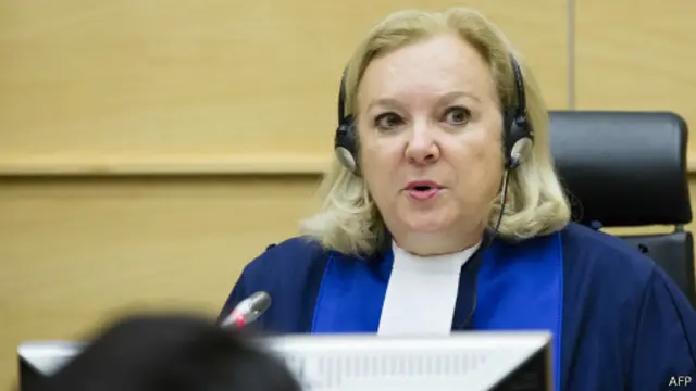 Mme la juge Sylvia Steiner avant l'audience du 12 novembre 2014 dans l’affaire Jean-Pierre Bemba, à la CPI, à La Haye