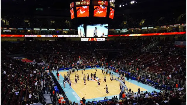 Brooklyn Nets đã thi đấu với Sacramento Kings tại Bắc Kinh hồi tháng 10/2014