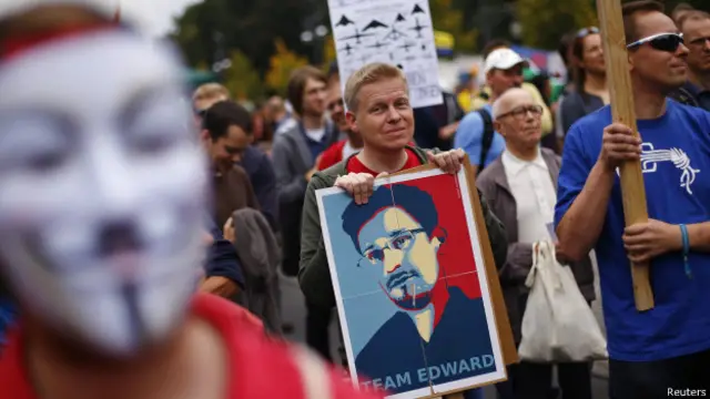 Портрет Сноудена