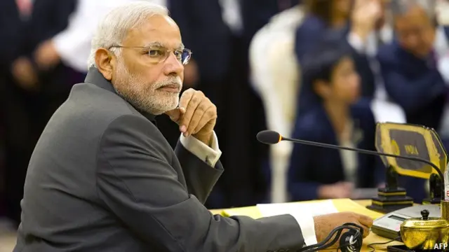 नरेंद्र मोदी