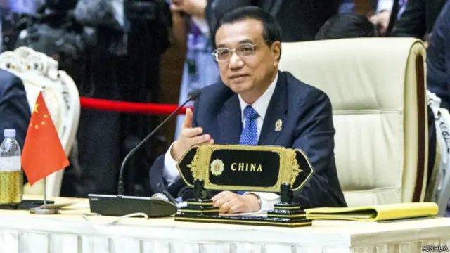 李克强在缅甸内比都第九届东亚峰会上（新华社图片13/11/2014）