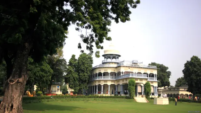 जवाहर लाल नेहरू, आनंद भवन