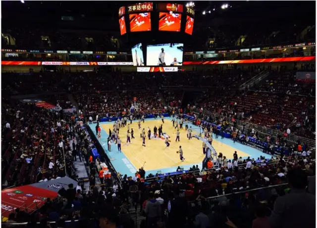 مسابقه بسکتبال بین دو تیم معروف آمریکایی بروکلین نتز و ساکرامنتو کینگز در ماه اکتبر در پکن برگزار شد