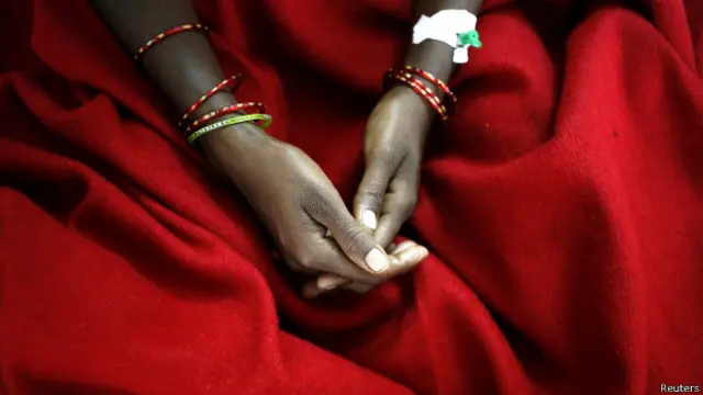 Hasta el momento 15 mujeres fallecieron y otras 90 se encuentran hospitalizadas luego de someterse a procedimientos de esterilización en Chhattisgarh, India.