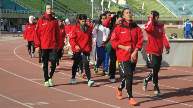 د جنوبي اسیا د ښځینه لوبغاړو فوټبال اتلولي د نومبر په ۱۱مه د پاکستان په اسلام آباد کې پیل شو.