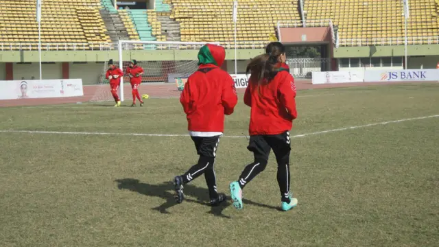 دا لومړی ځل دی چې پاکستان کې دا ډول د لوړې کچې لوبې ترسره کېږي او د افغانستان لوبډله په ګروپ بي کې لوبېږي. 