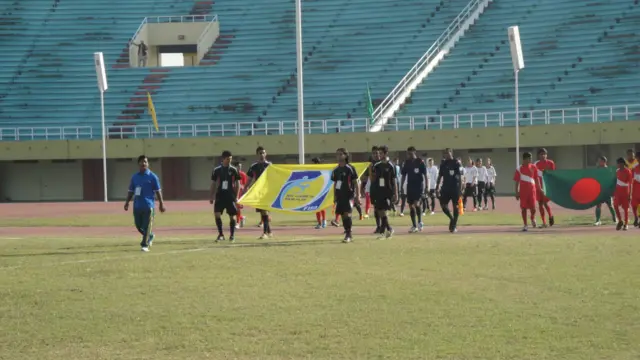 د پنجشنبې په ورځ افغانستان خپله لومړنۍ لوبه له بنګله دېش سره وکړه. 