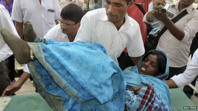 ۹۰ زن در بیمارستان تحت مراقبت پزشکان هستند، که وضع بسیاری از آنان وخیم گزارش شده است.