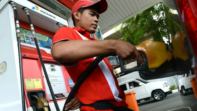 Sejauh ini, tarif BBM tidak akan dibebani pungutan Dana Pengembangan Energi.