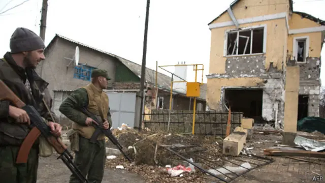 کشورهای غربی روسیه را به حمایت و همکاری با جدایی‌طلبان اوکراینی متهم می‌کنند